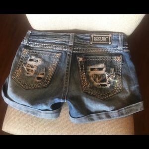 Miss Me shorts - size 30